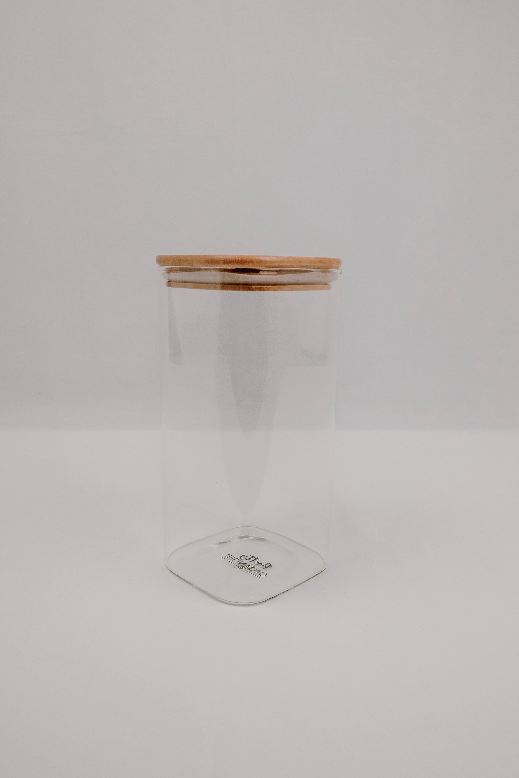 1500ml square glass container featuring a bamboo lid, perfect for kitchen storage and pantry organisation in NZ homes.
