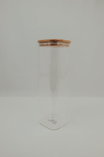 2500ml square glass container with bamboo lid, ideal for pantry organisation, kitchen storage NZ.

