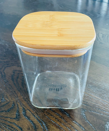 850ml square glass container with bamboo lid, ideal for stylish pantry organisation in NZ homes.
